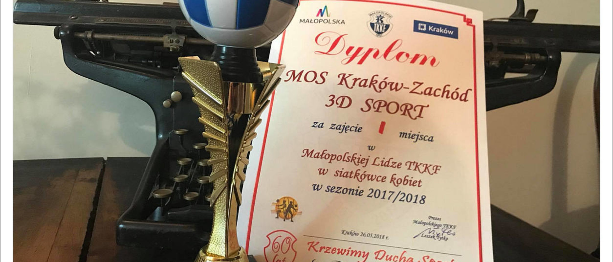 Mistrzowski tytuł dla siatkarek MOS Kraków Zachód 3D Sport